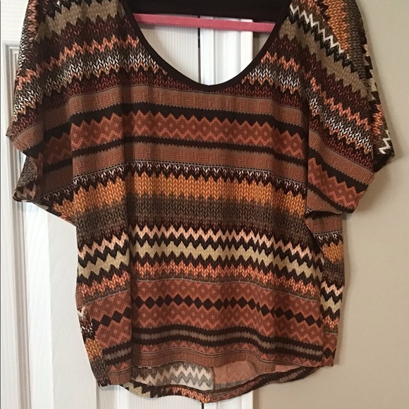 Brand new crop top - Picture 14 of 16